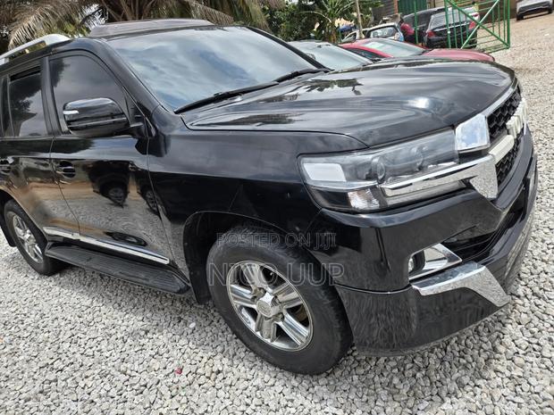 Toyota Land Cruiser 4.5 V8 TD 2016 Black