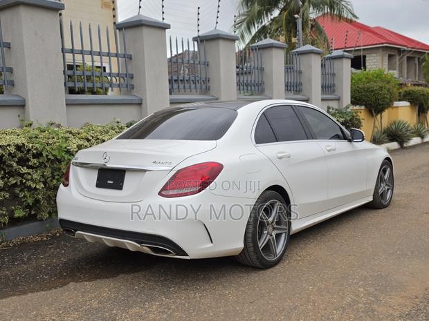Mercedes-Benz C300 Luxury 4dr RWD Sedan (2.0L 4cyl 7A) 2015 White
