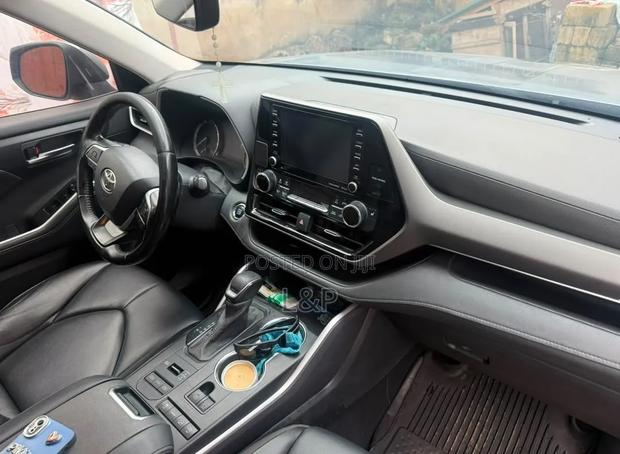 Toyota Highlander 2022