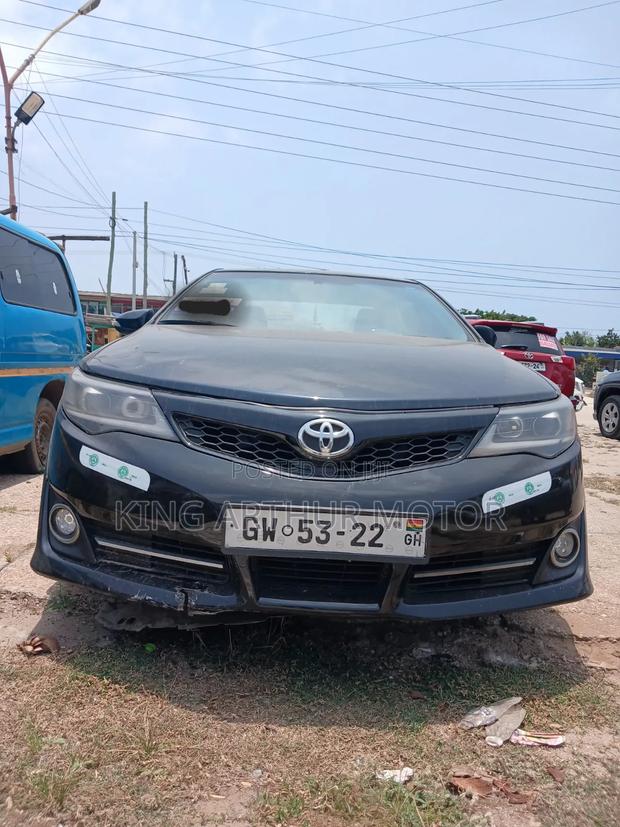 Toyota Camry SE 4dr Sedan w/Prod. End 11/13 (2.5L 4cyl 6A) 2014 Black