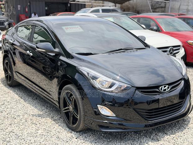 Hyundai Avante 2013 Black