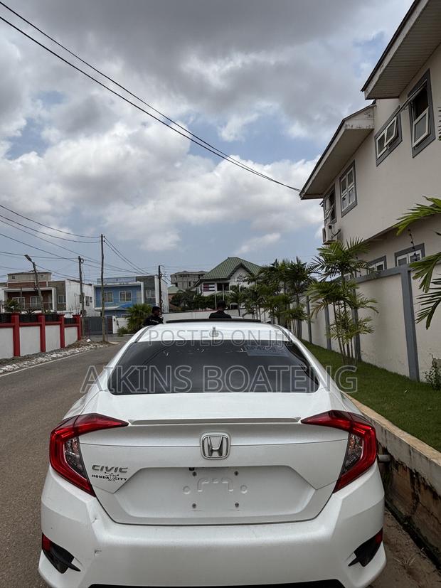 Honda Civic EX-T 2dr Coupe (1.5L 4cyl) 2017 White