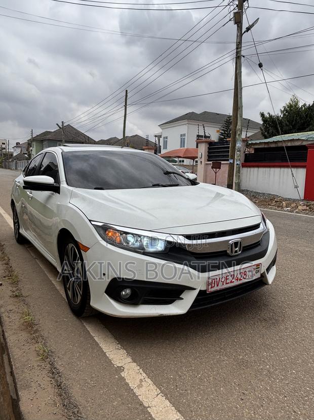 Honda Civic EX-T 2dr Coupe (1.5L 4cyl) 2017 White