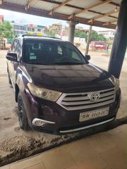 Toyota Highlander 2.7L 2WD 2013 Brown for sale