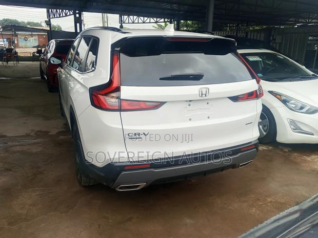 Honda CR-V 2025 White