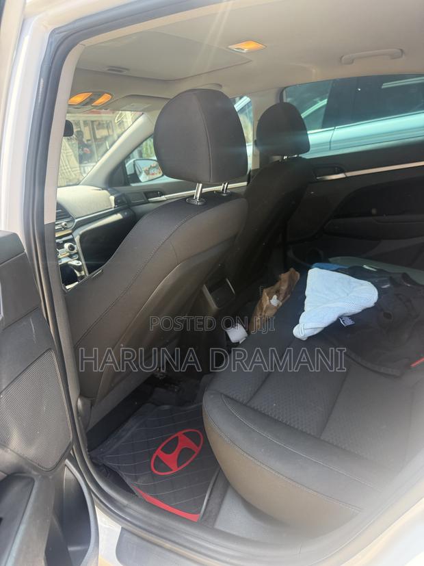 Hyundai Elantra Limited w/SULEV 2020 White
