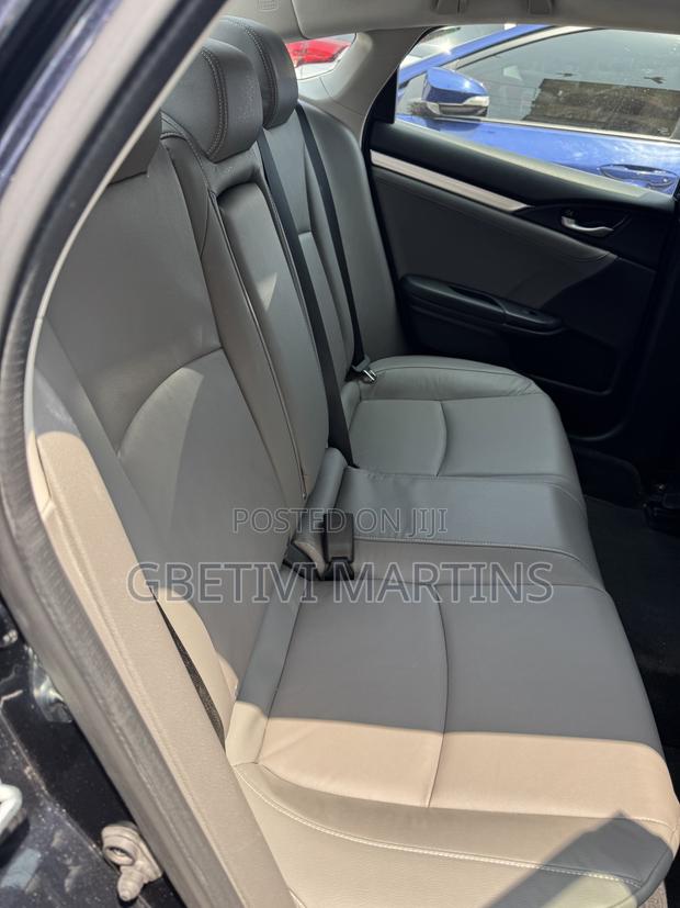 Honda Civic 2021 Gray
