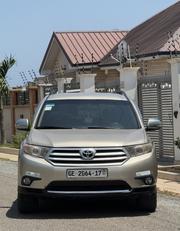 Toyota Highlander SE 3.5L 2WD 2013 Gold for sale