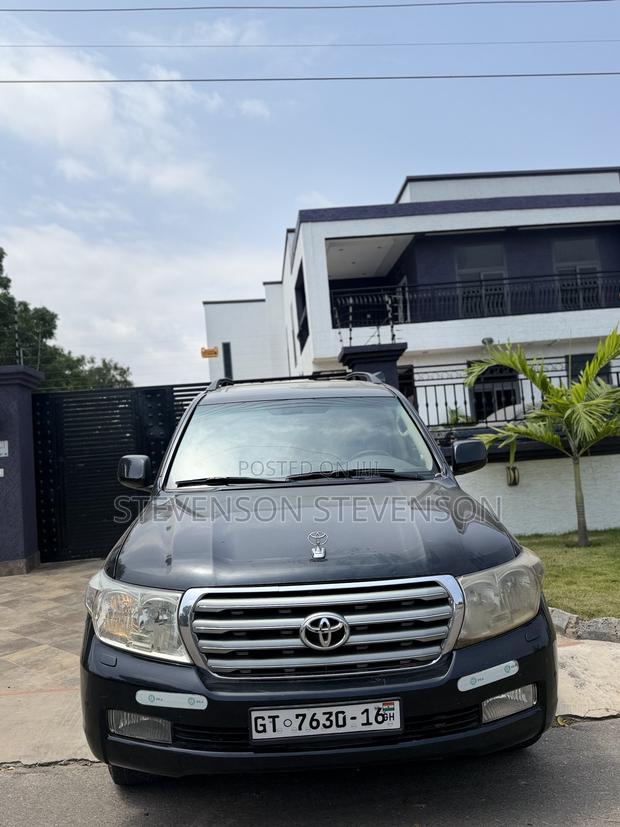 Toyota Land Cruiser 4.5 V8 DSL 2012 Black