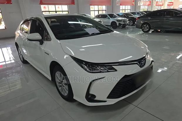 Toyota Corolla 2022 White