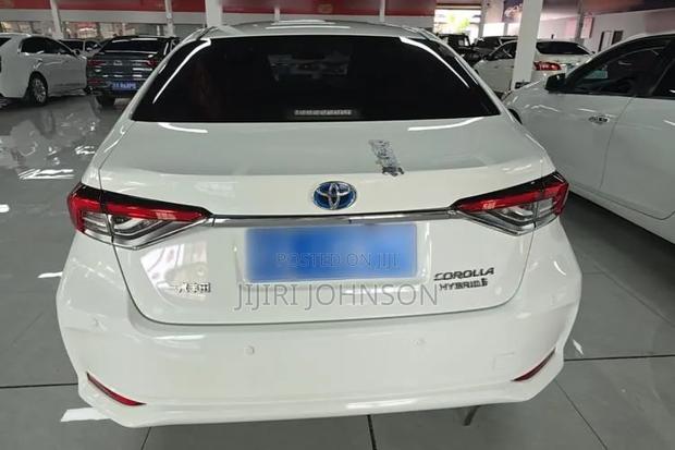 Toyota Corolla 2022 White