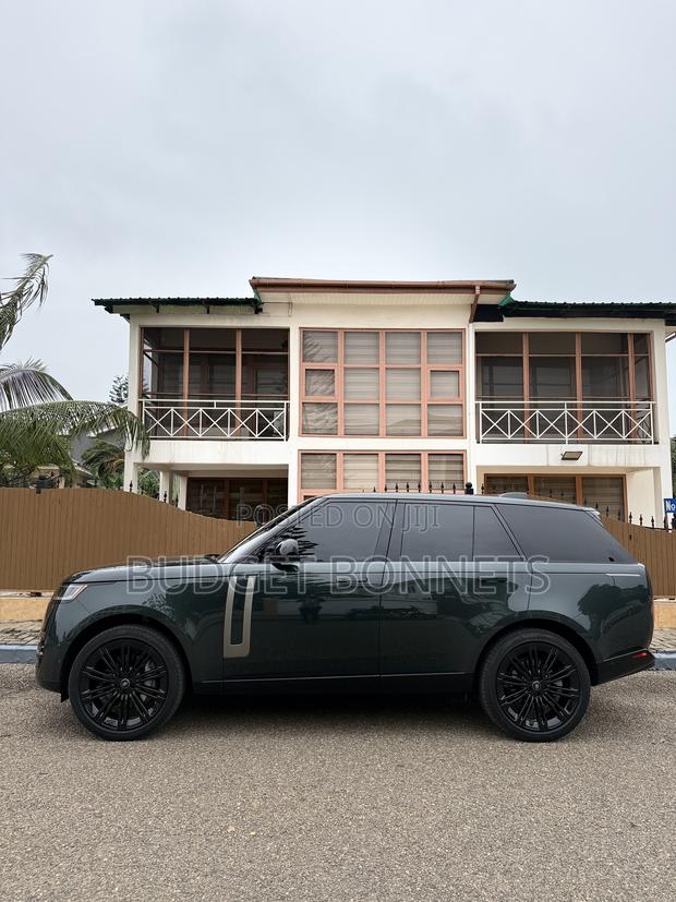 Land Rover Range Rover Vogue 2024 Green