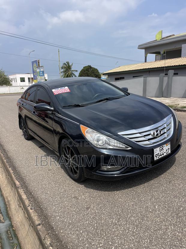 Hyundai Sonata Limited 2.0T Sedan (2.0L 4cyl 6A) 2013 Black