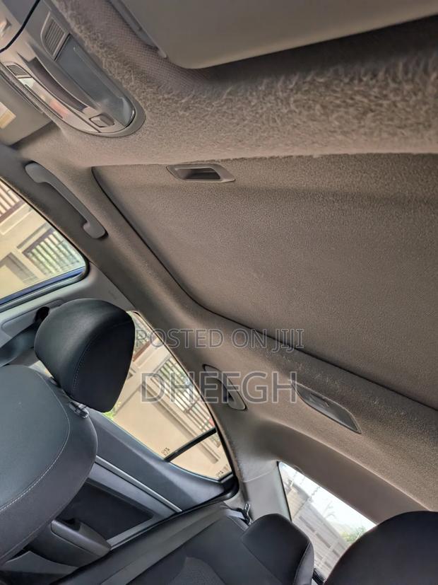 Hyundai Elantra Value Edition Sedan FWD (2.0L 4cyl 6A) 2017 Blue