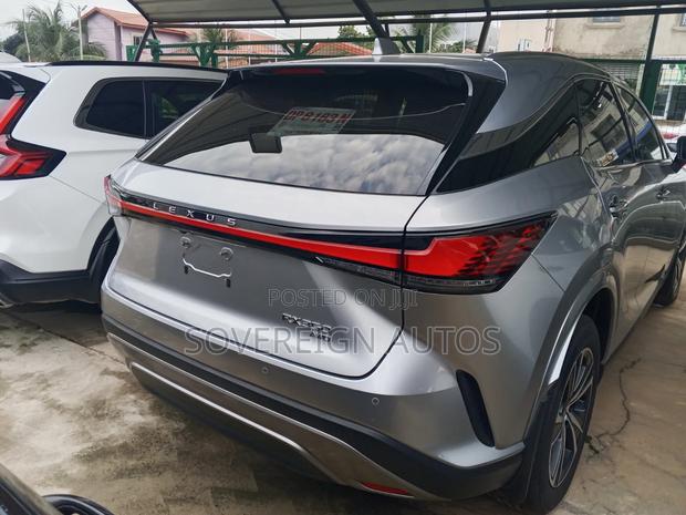 Lexus RX 2024 Silver