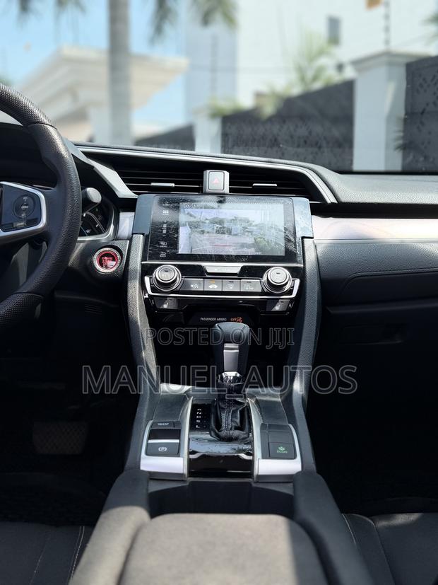 Honda Civic EX 4dr Sedan (2.0L 4cyl) 2017 White