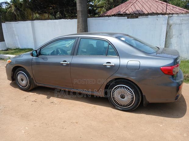 Toyota Corolla 2013 Gray