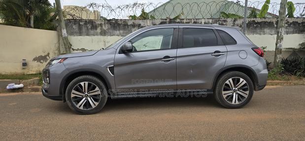 Mitsubishi Outlander Sport SE 2021 Gray