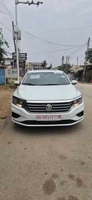 Volkswagen Passat 2.0T Limited Edition 2022 White for sale