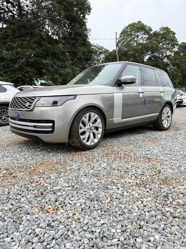 Land Rover Range Rover 3.0L V6 Supercharged HSE 2019 Gold