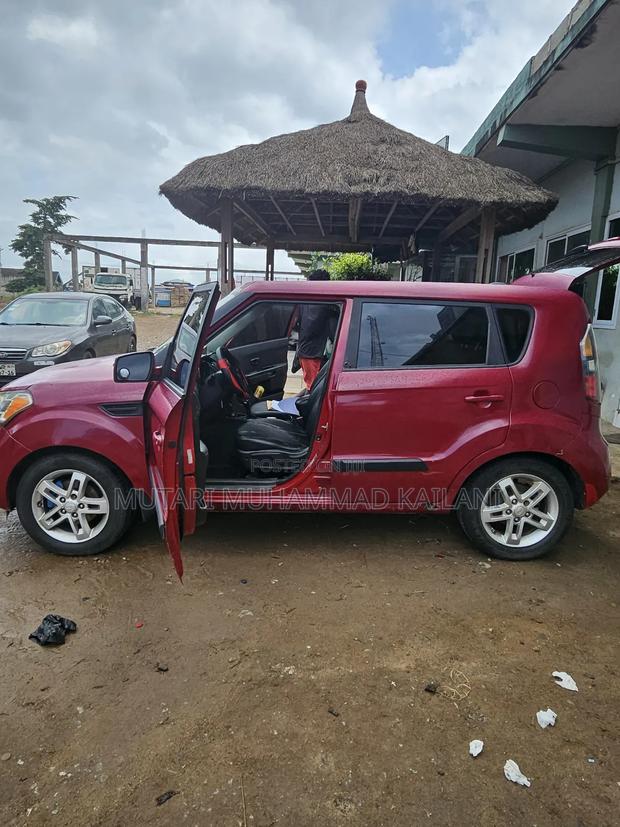 Kia Soul Automatic 2011 Red