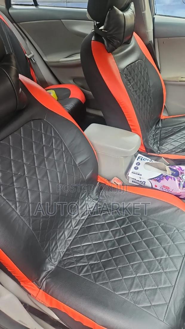 Toyota Corolla 2010 Gray