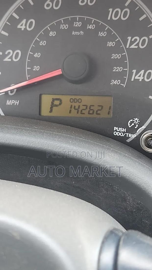Toyota Corolla 2010 Gray
