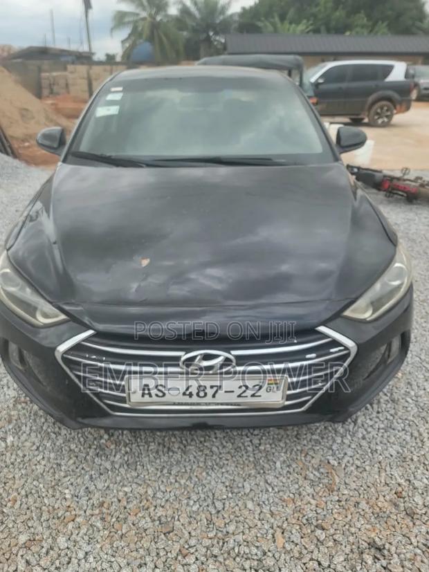 Hyundai Elantra 2017 Black