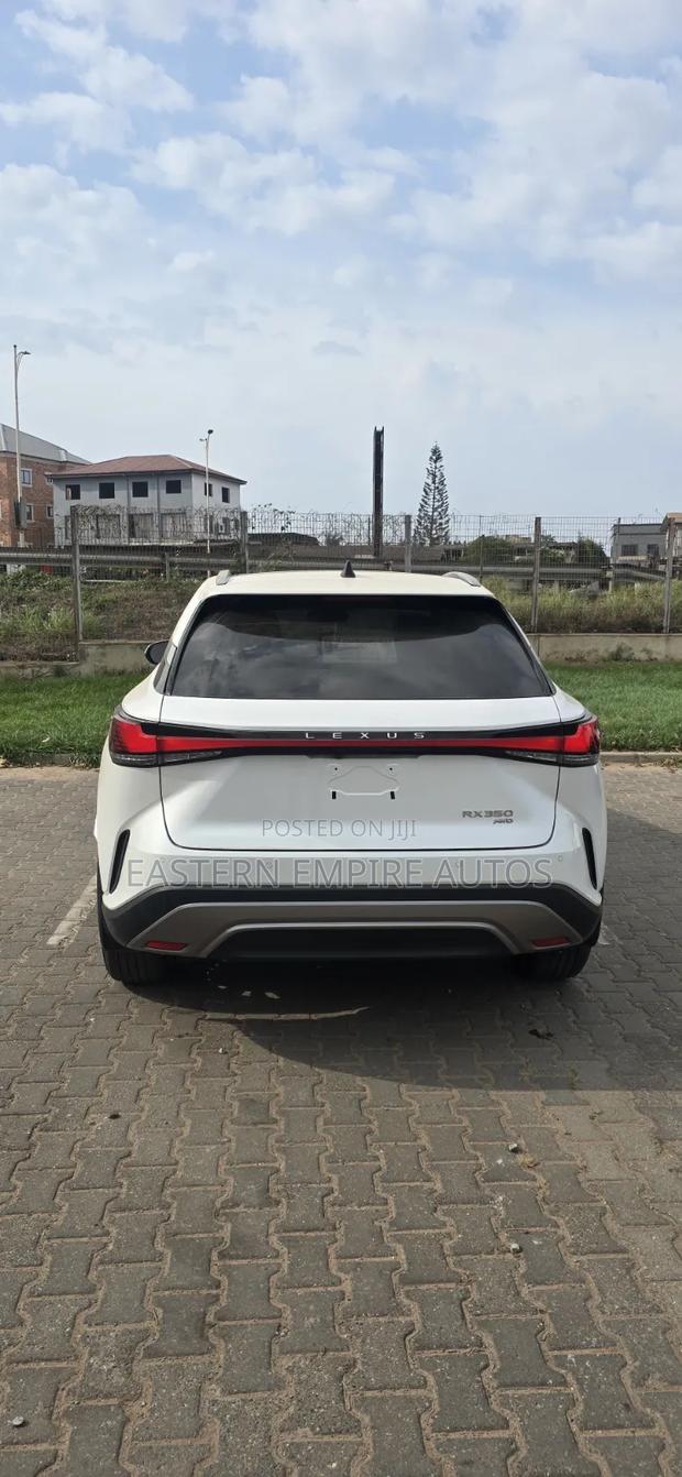 Lexus RX 350 F SPORT Design AWD 2025 White