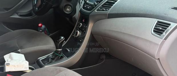 Hyundai Elantra 2015 White