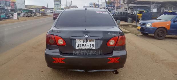 Toyota Corolla 2005 Gray