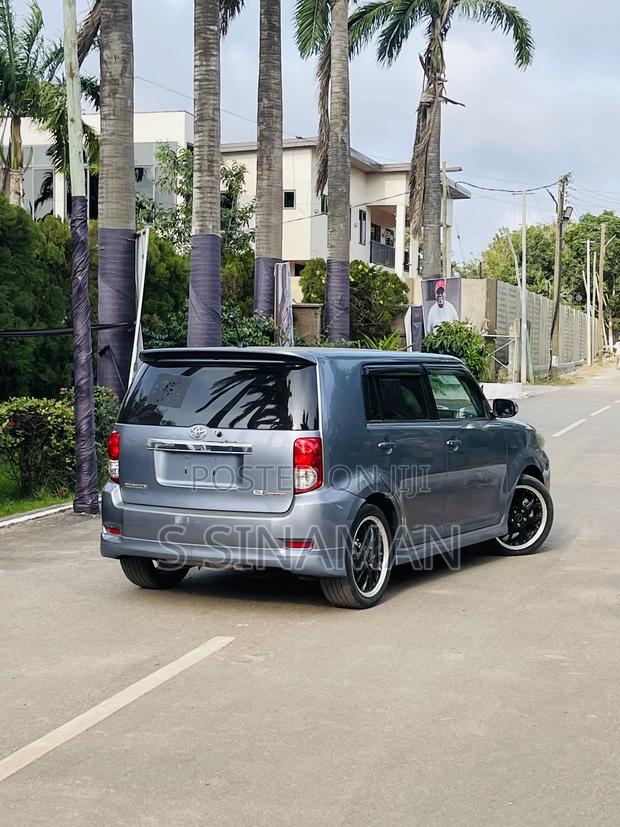 Toyota Corolla Rumion Hatchback 1.8 AWD 2010 Blue