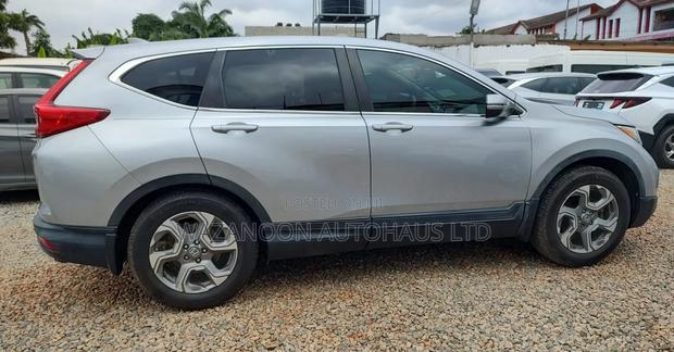 Honda CR-V Touring 4dr SUV (1.5L 4cyl CVT) 2017 Silver