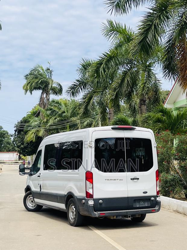 Ford Transit-350 2019 White