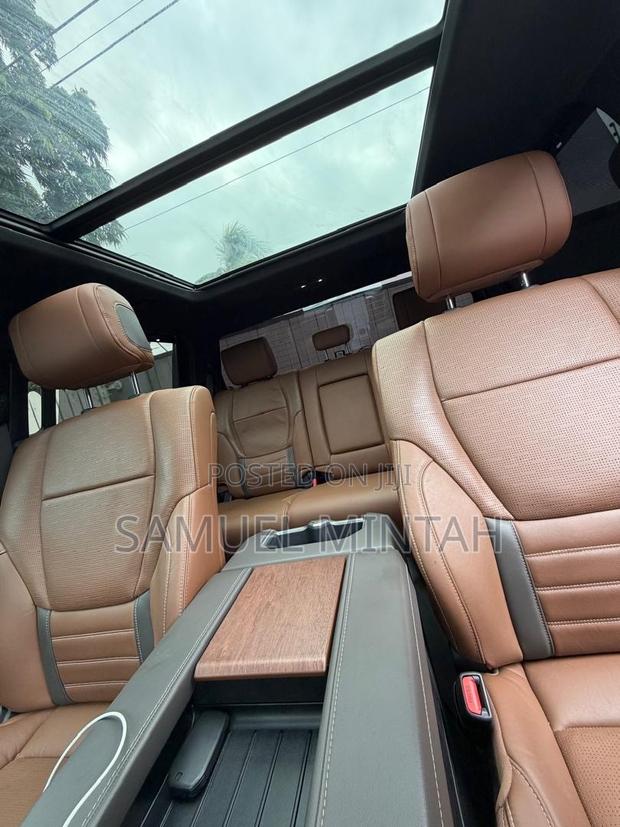 Toyota Tundra 1794 Edition CrewMax 5.5' Bed 2023 White