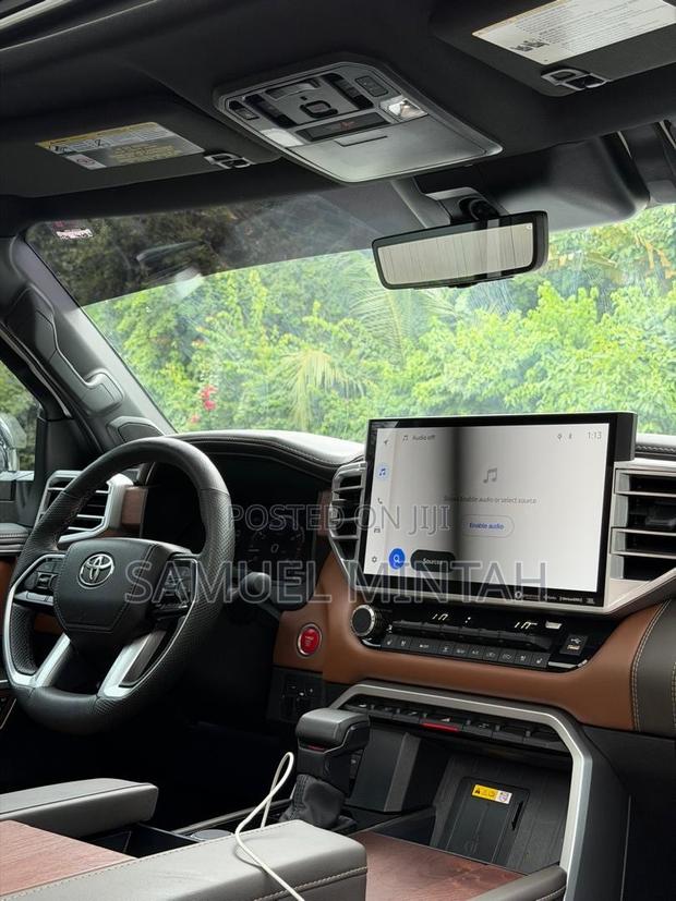 Toyota Tundra 1794 Edition CrewMax 5.5' Bed 2023 White