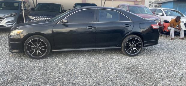 Toyota Camry SE 4dr Sedan (2.5L 4cyl 6A) 2011 Black