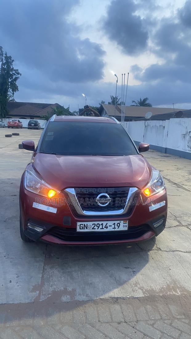 Nissan Kicks 2019 Red