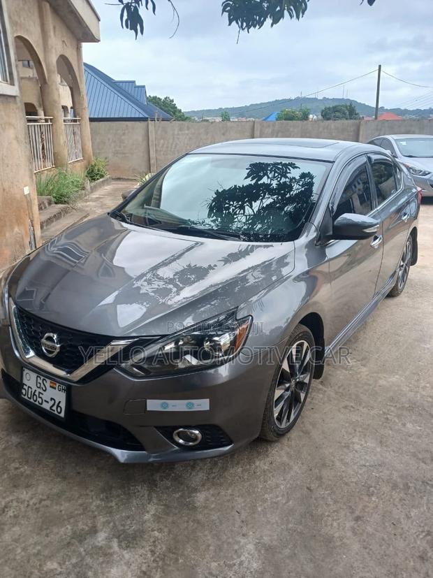 Nissan Sentra SR 2019 Gray