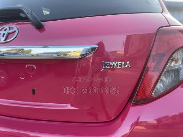 Toyota Vitz 2011 Pink