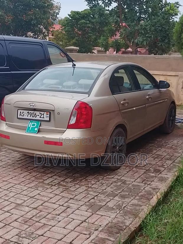 Hyundai Accent 2008 Brown