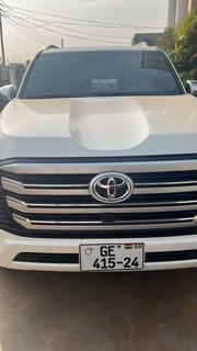 Toyota Land Cruiser LC300 2024 White for sale