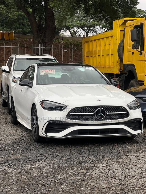 Mercedes-Benz C300 2022 White