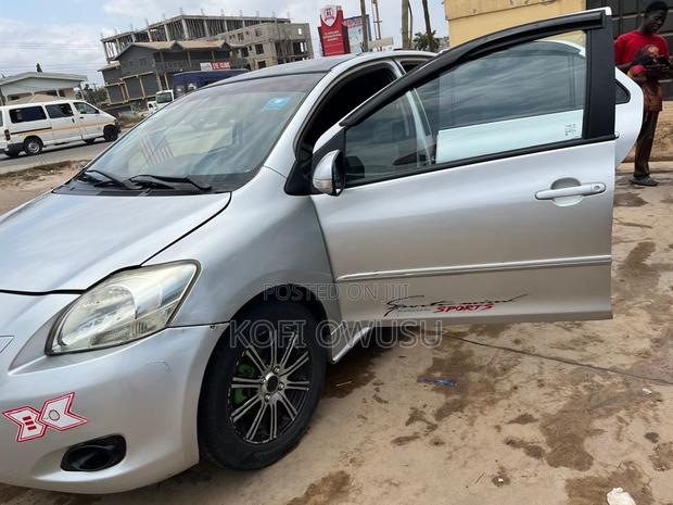 Toyota Vios 2011 Silver