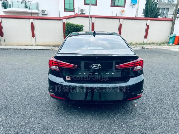 Hyundai Elantra 2020 Black