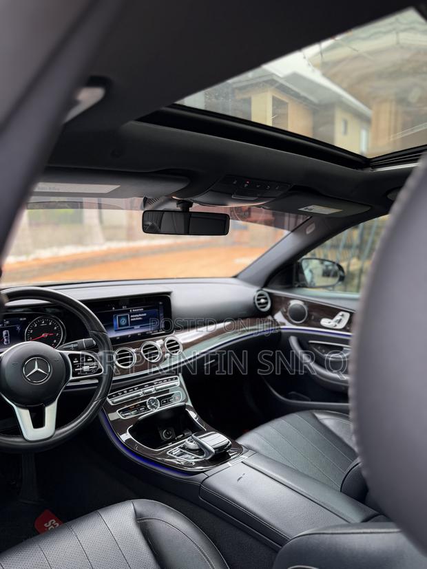 Mercedes-Benz E300 2019 Black