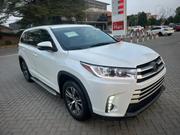 Toyota Highlander LE 4x2 (2.7L 4cyl 6A) 2018 White for sale