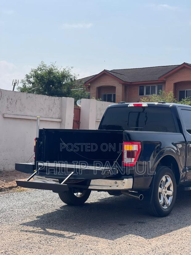 Ford F-150 LARIAT 2022 Black