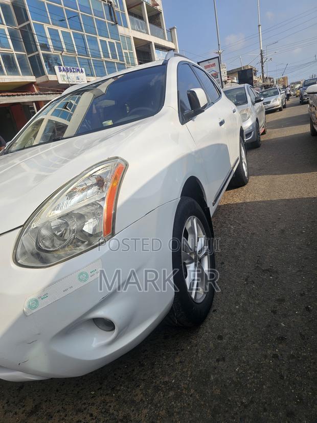 Nissan Rogue SV 2013 White
