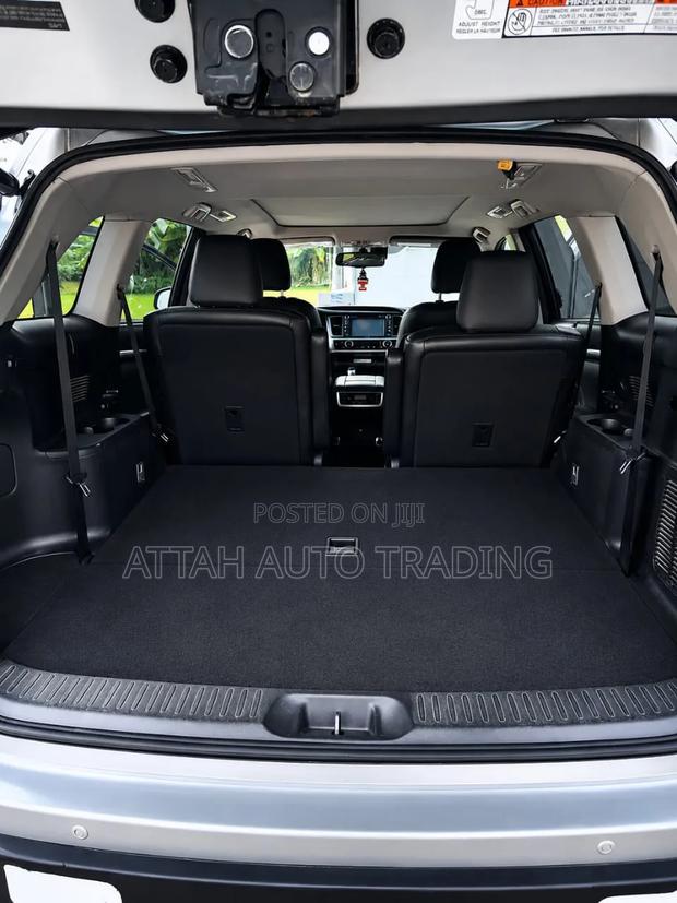 Toyota Highlander 2017 Silver